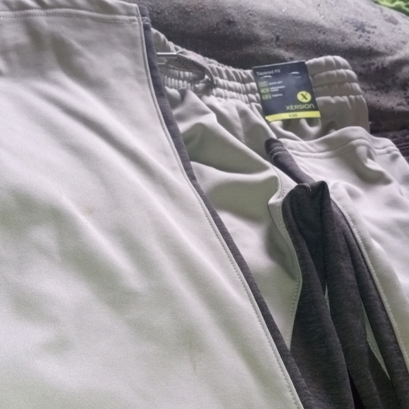 New Sweat Suit - Picture 1 of 1